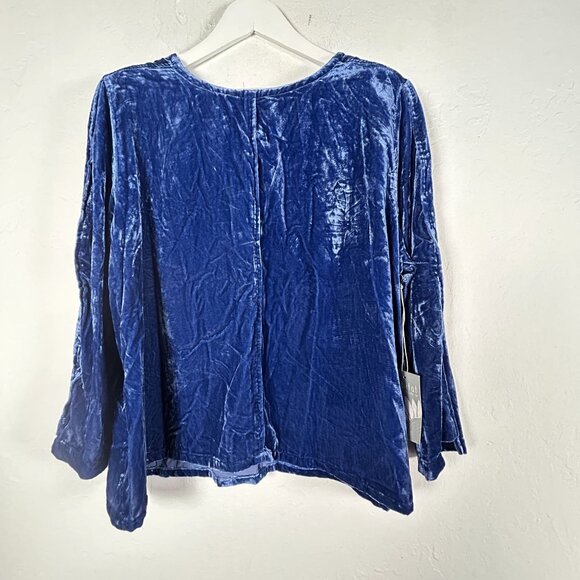 Habitat Womens Cobalt Blue Crushed Velvet Long-Sleeve Top XL Relaxed New $89 - Picture 1 of 8